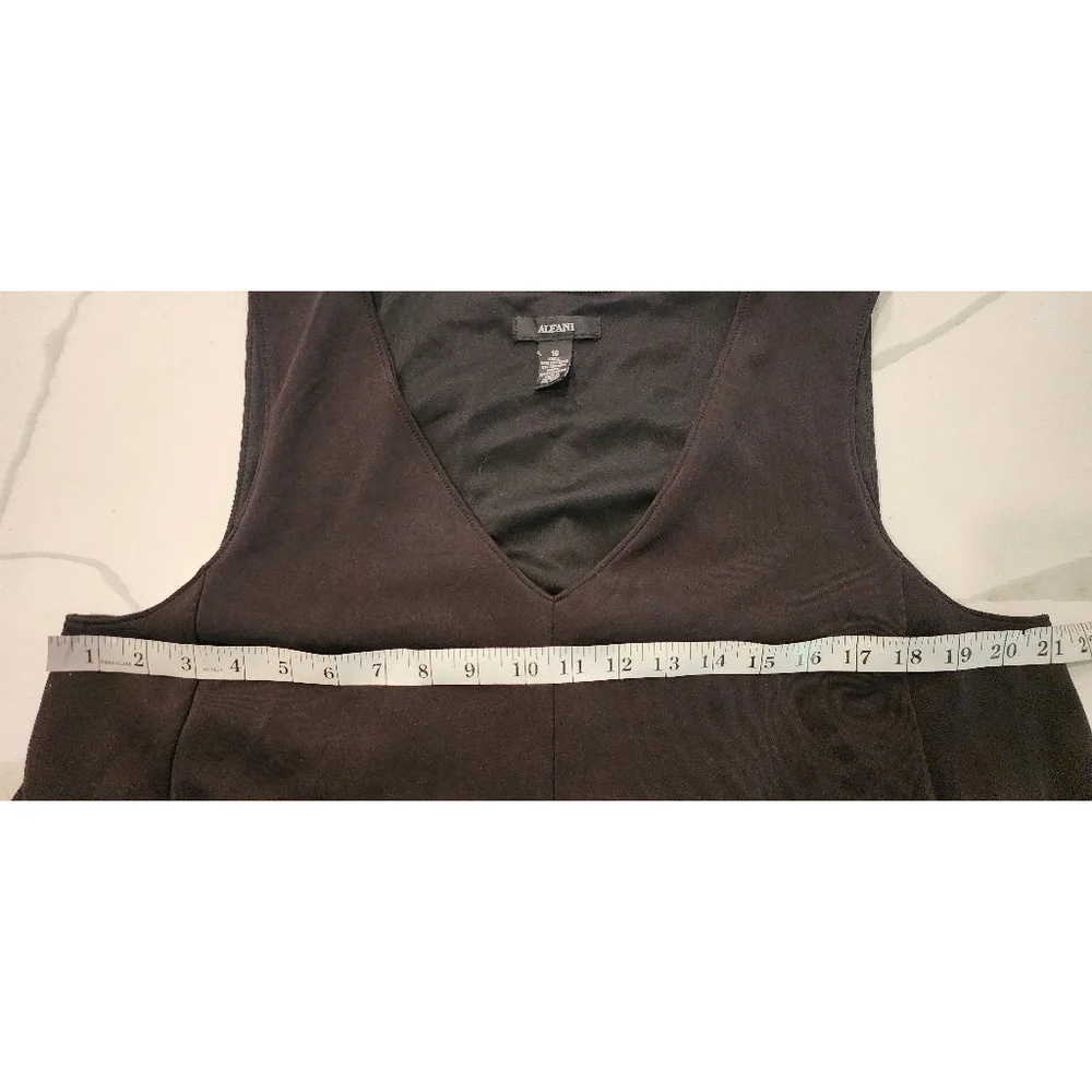 Alfani Black Sleeveless V-Neck Fit & Flare Pleated Dress w/ Pockets Size 16